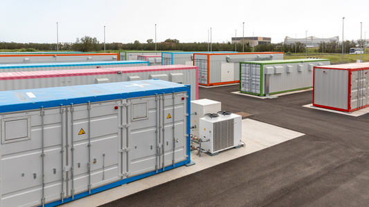 Recycled EV batteries from automakers Nissan and Stellantis have found a second life powering a large-scale battery energy storage system (BESS) at Italy’s largest international transport hub.
