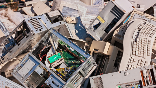 A new type of circuit board material could help keep e-waste out of landfills, according to new study by Virginia Tech researchers.