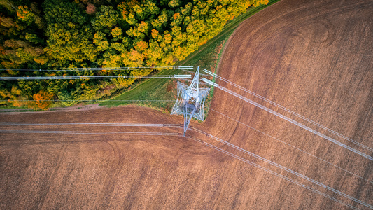 Around 74% of electricity distribution networks in the UK and Ireland  are underutilised, new analysis by Neara reveals. - Uncredited