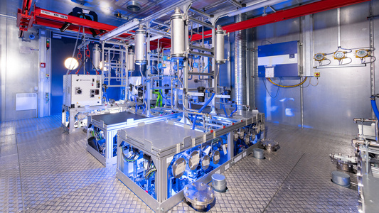 fuel cell test centre - Credit: DLR