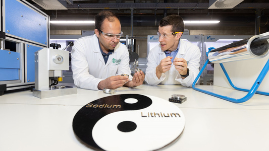 A breakthrough full-cell dual-cation battery combining lithium and sodium ions could transform future electric vehicles and portable electronics, according to a new study. - Uncredited
