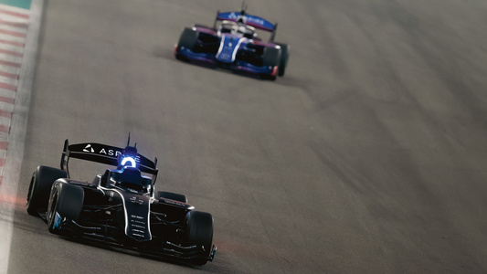 Human vs AI - Credit: Birgit Dieryck