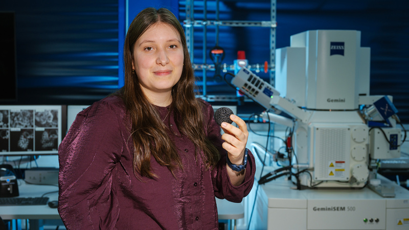 Rust-based material could boost lithium-ion battery capacity